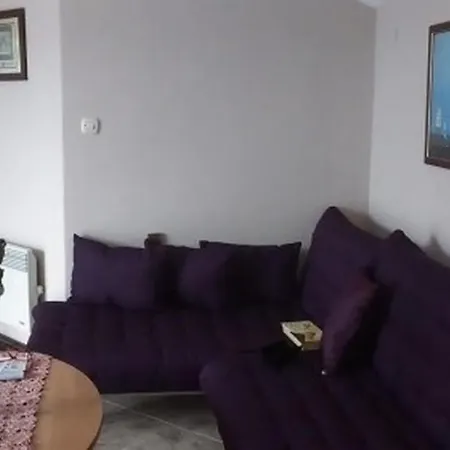 Apartment Holiday Mala Luka *
